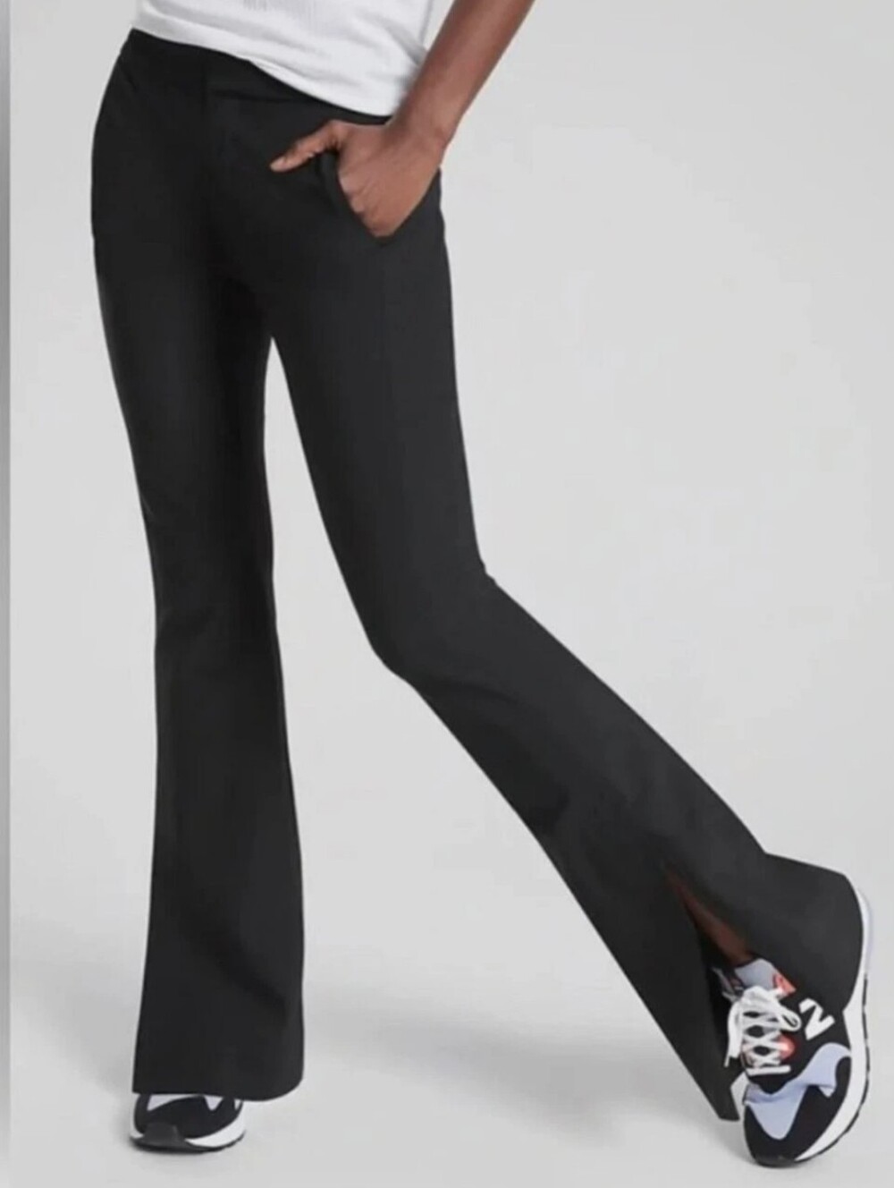 Athleta Women's Stellar Flare Trouser Black Ankle Zip Travel Work Pants Size 6